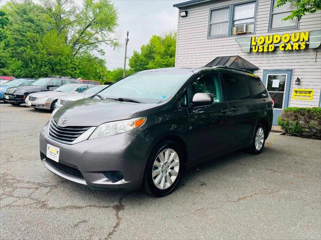 2012 Toyota Sienna LE 7 Passenger