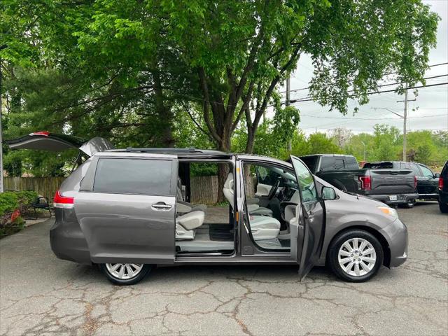 2012 Toyota Sienna LE 7 Passenger