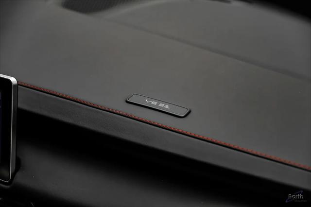 2026 Lotus Emira V6 SE