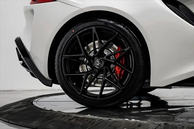 2026 Lotus Emira V6 SE