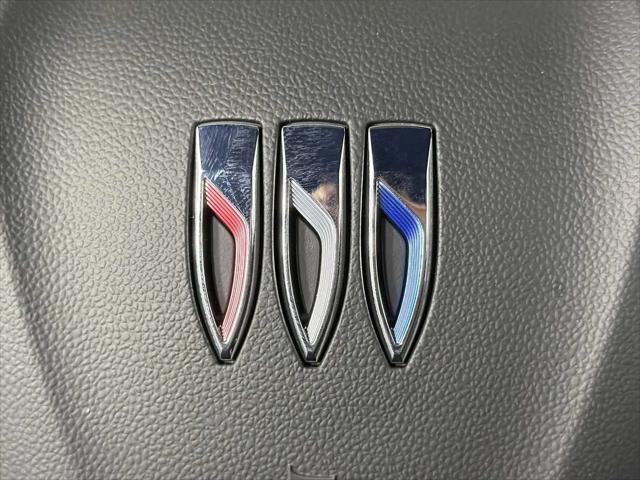 2026 Buick NV Sport Touring FWD