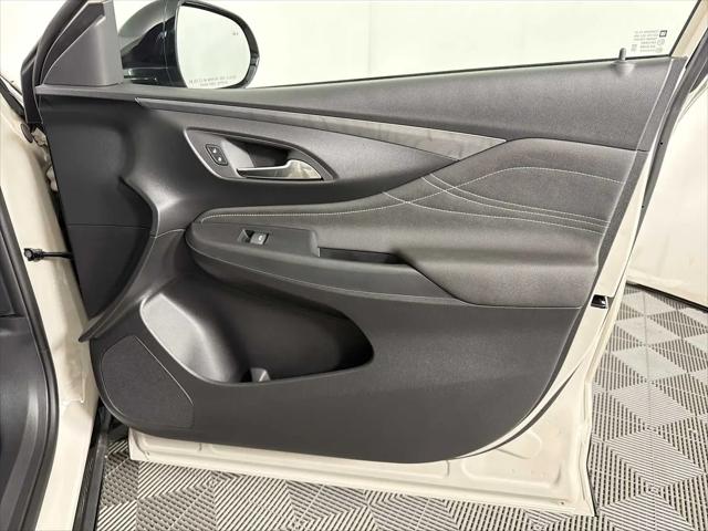 2026 Buick NV Sport Touring FWD