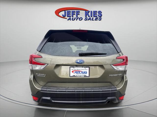 2023 Subaru Forester Premium