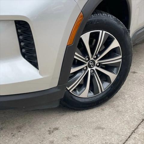 2022 INFINITI QX60 PURE