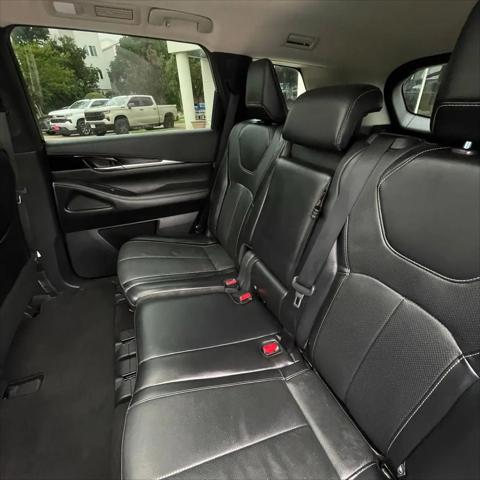 2022 INFINITI QX60 PURE