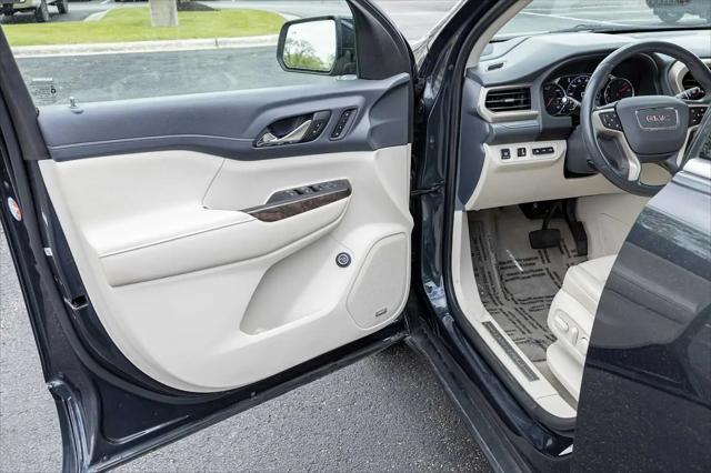 2022 GMC Acadia AWD Denali