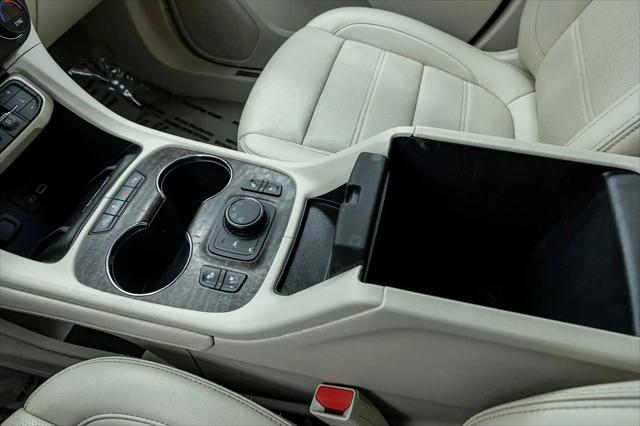 2022 GMC Acadia AWD Denali
