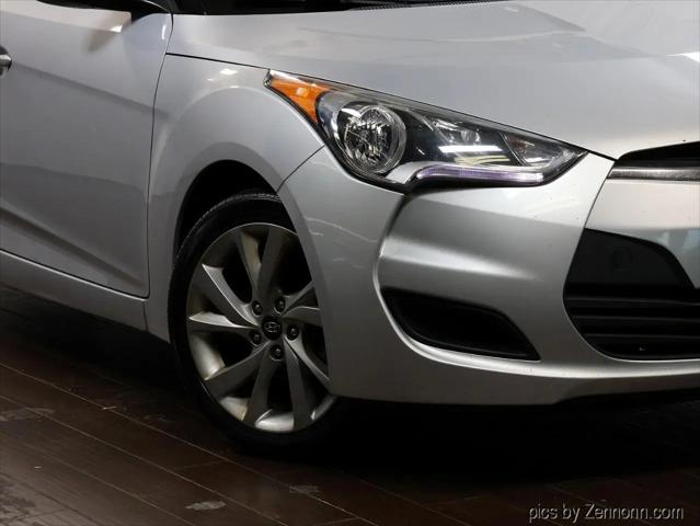 2016 Hyundai Veloster Base