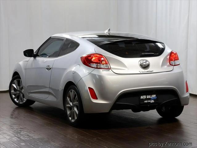 2016 Hyundai Veloster Base