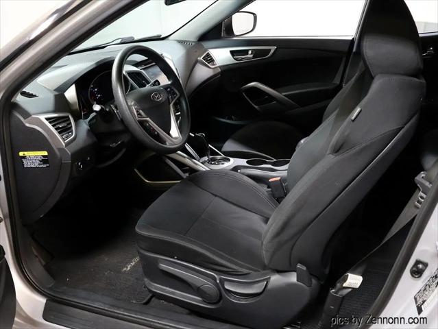 2016 Hyundai Veloster Base