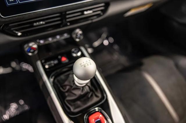 2026 Lotus Emira V6 SE