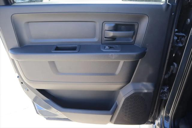 2026 Ram 3500 Tradesman Crew Cab 4x4 8' Box