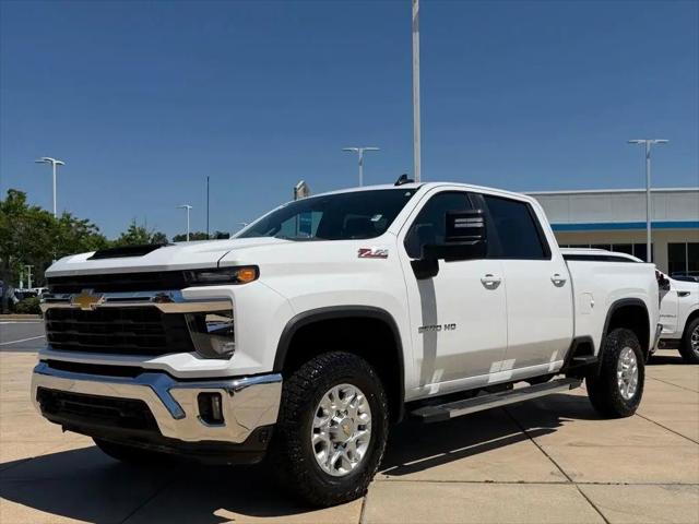 2024 Chevrolet Silverado 2500HD 4WD Crew Cab Standard Bed LT