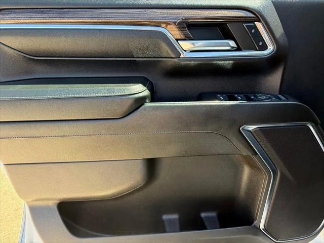 2024 Chevrolet Silverado 2500HD 4WD Crew Cab Standard Bed LT