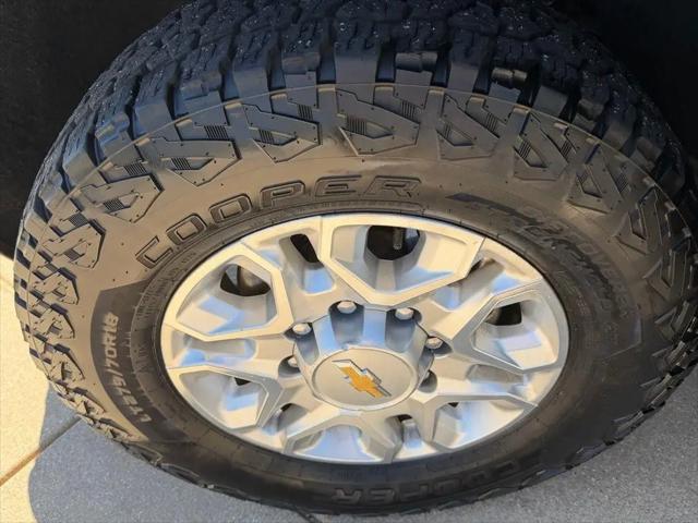 2024 Chevrolet Silverado 2500HD 4WD Crew Cab Standard Bed LT