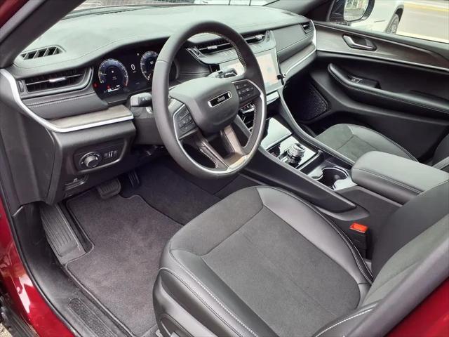 2026 Jeep Grand Cherokee L Altitude 4x4