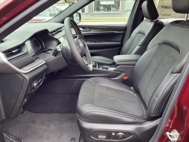 2026 Jeep Grand Cherokee L Altitude 4x4