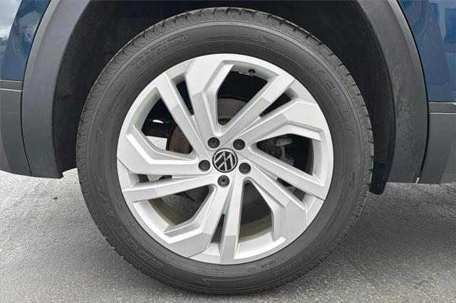 2021 Volkswagen Atlas 3.6L V6 SE w/Technology