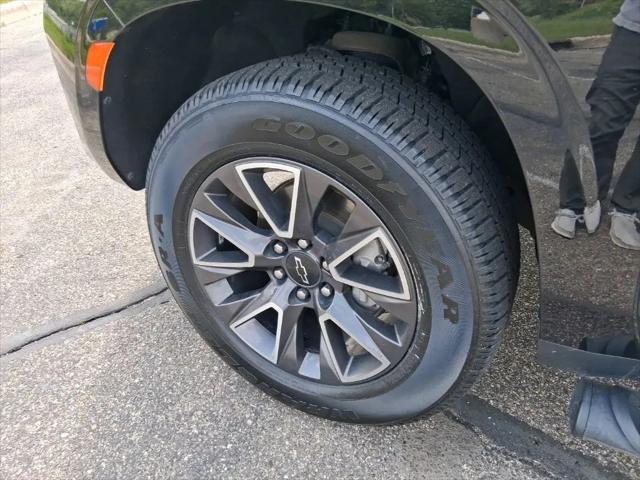 2021 Chevrolet Suburban 4WD Z71