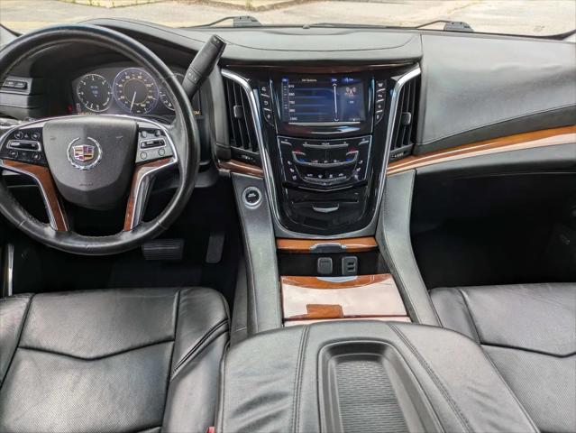 2015 Cadillac Escalade Luxury