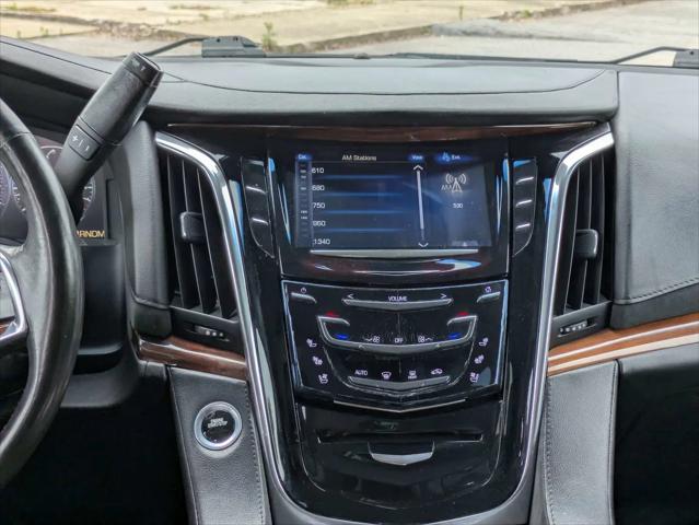 2015 Cadillac Escalade Luxury