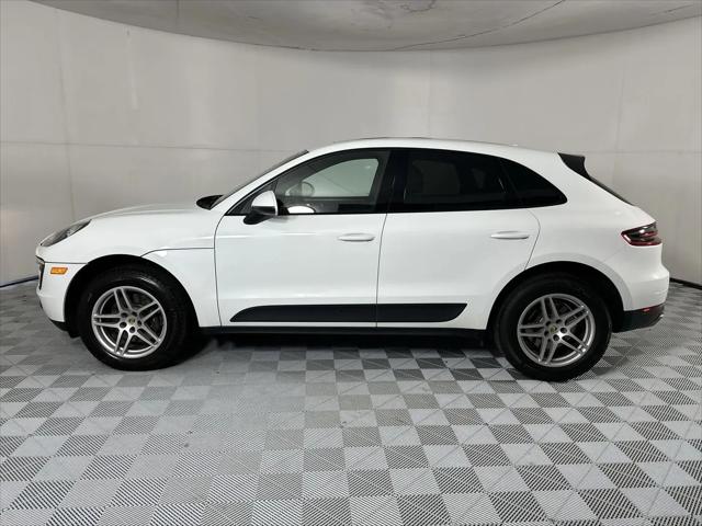 2017 Porsche Macan Macan