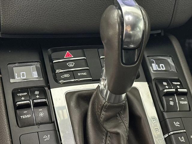 2017 Porsche Macan Macan