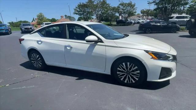 2023 Nissan Altima SV FWD