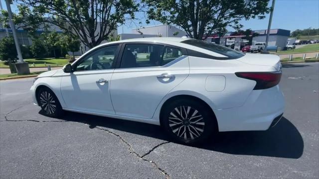 2023 Nissan Altima SV FWD