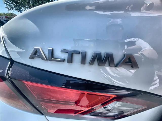 2023 Nissan Altima SV FWD
