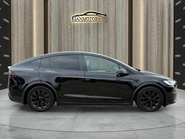 2022 Tesla Model X Plaid Tri Motor All-Wheel Drive