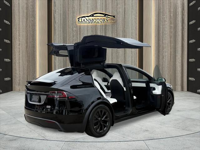 2022 Tesla Model X Plaid Tri Motor All-Wheel Drive