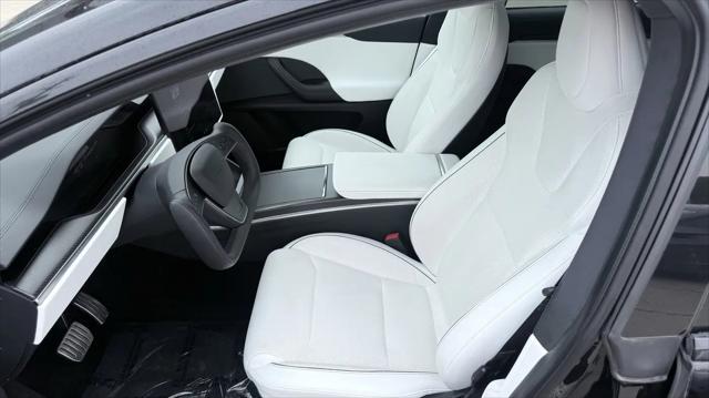 2022 Tesla Model X Plaid Tri Motor All-Wheel Drive