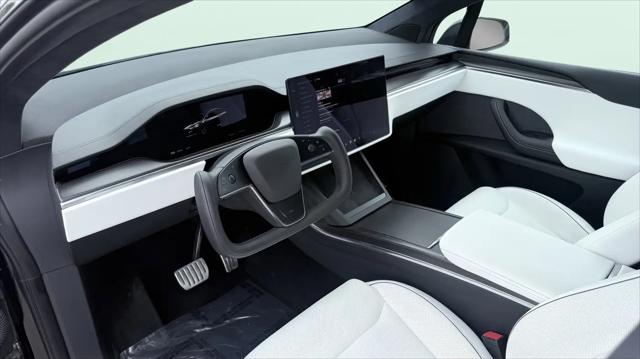 2022 Tesla Model X Plaid Tri Motor All-Wheel Drive