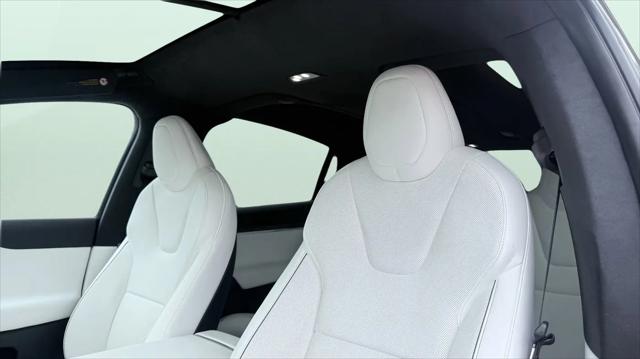 2022 Tesla Model X Plaid Tri Motor All-Wheel Drive