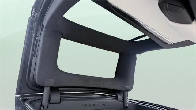 2022 Tesla Model X Plaid Tri Motor All-Wheel Drive