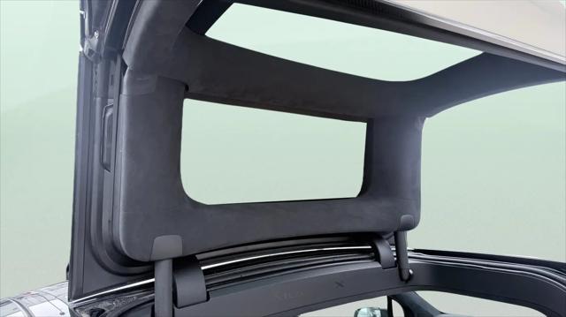 2022 Tesla Model X Plaid Tri Motor All-Wheel Drive