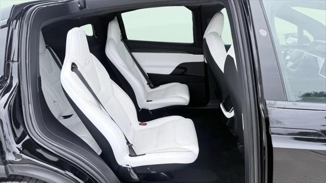 2022 Tesla Model X Plaid Tri Motor All-Wheel Drive
