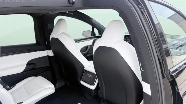 2022 Tesla Model X Plaid Tri Motor All-Wheel Drive