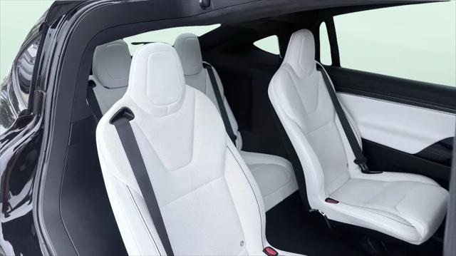 2022 Tesla Model X Plaid Tri Motor All-Wheel Drive
