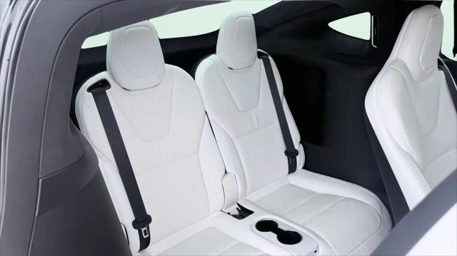 2022 Tesla Model X Plaid Tri Motor All-Wheel Drive