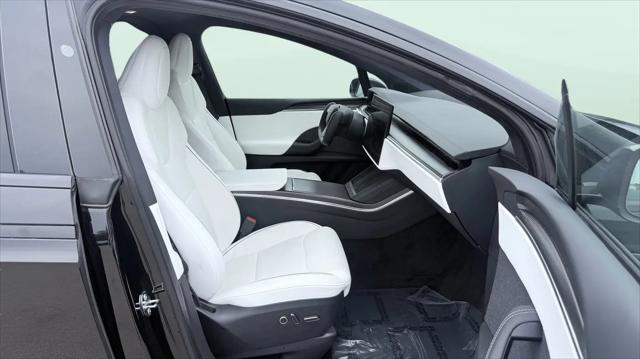 2022 Tesla Model X Plaid Tri Motor All-Wheel Drive