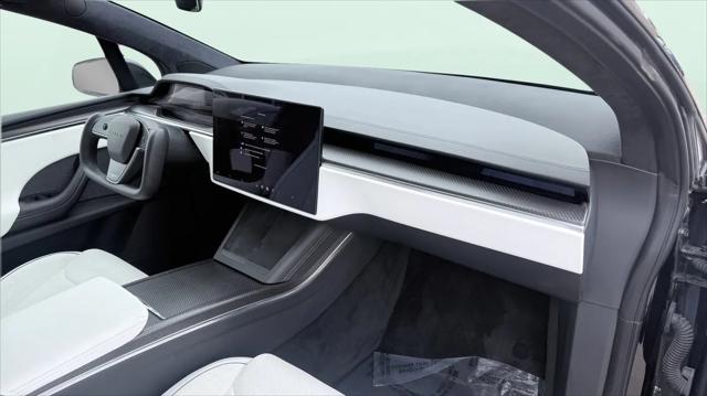 2022 Tesla Model X Plaid Tri Motor All-Wheel Drive