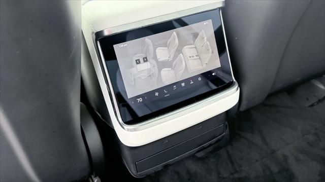 2022 Tesla Model X Plaid Tri Motor All-Wheel Drive
