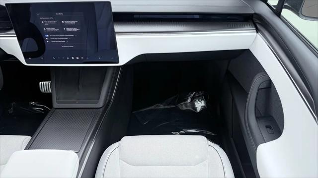 2022 Tesla Model X Plaid Tri Motor All-Wheel Drive