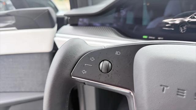 2022 Tesla Model X Plaid Tri Motor All-Wheel Drive