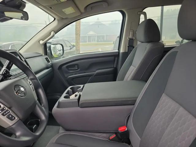 2022 Nissan Titan Crew Cab S 4x2