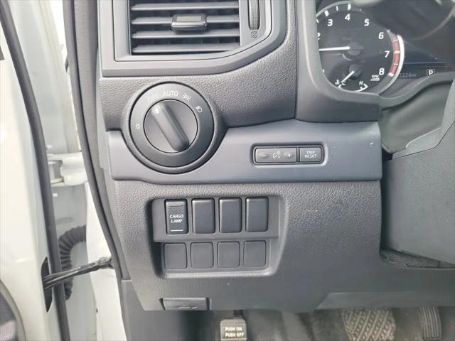 2022 Nissan Titan Crew Cab S 4x2