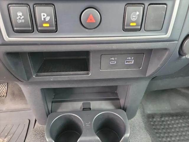 2022 Nissan Titan Crew Cab S 4x2