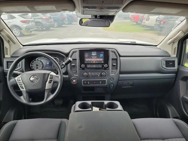 2022 Nissan Titan Crew Cab S 4x2